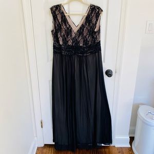 Melrose Black Lace and Sequin Maxi Gown